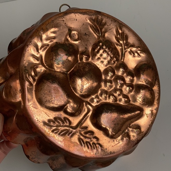 Vintage 60s copper jelly mould with fruit pattern. Copper wall hanging. - Picture 3 of 10